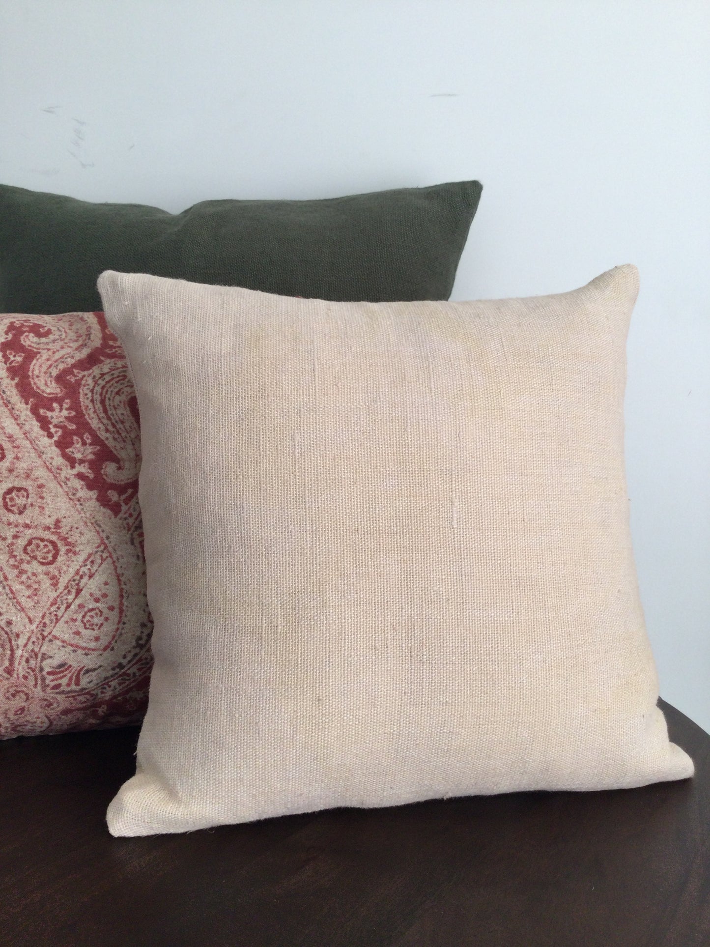 New 19 Linen cushion cover. Color: Peach