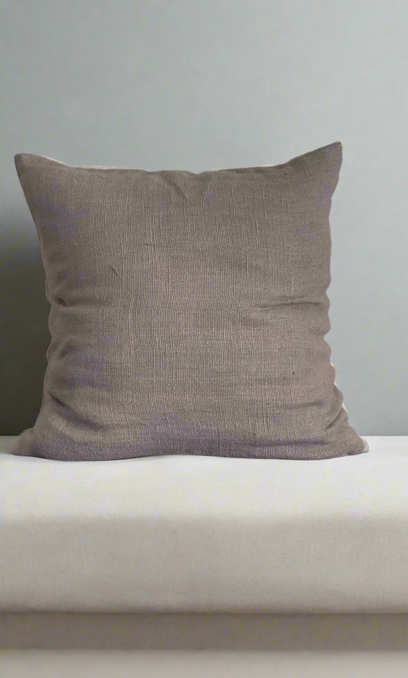 New 22 Linen cushion cover. Color: Gray