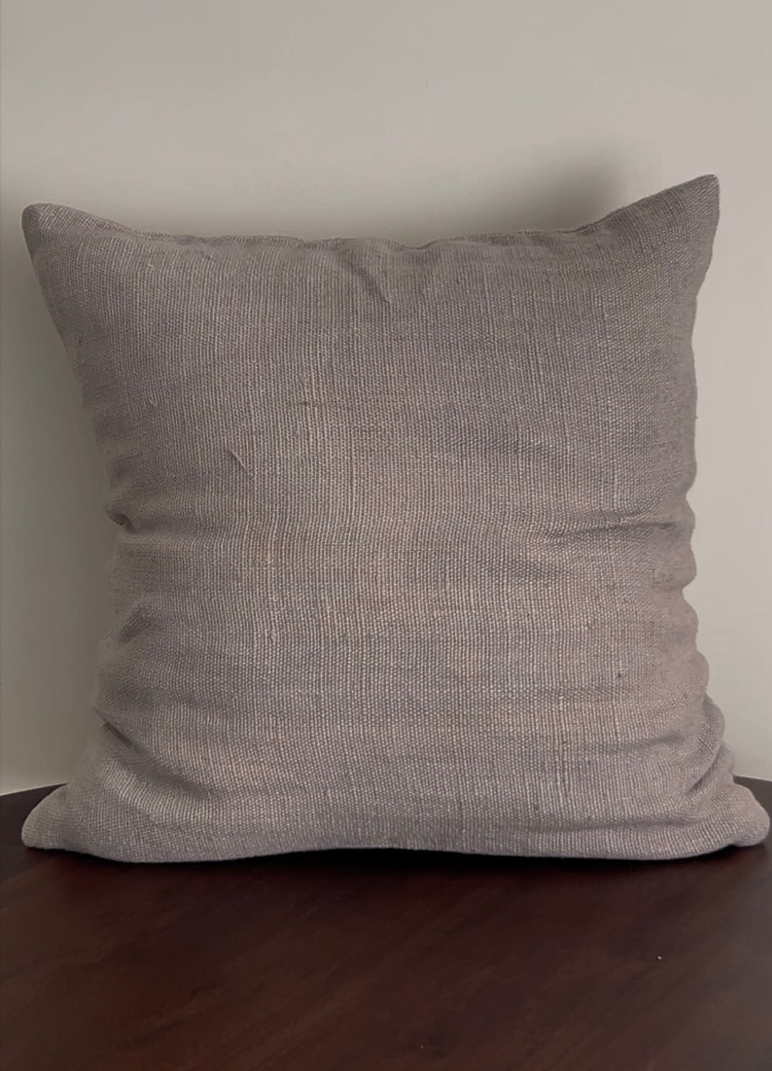 New 22 Linen cushion cover. Color: Gray