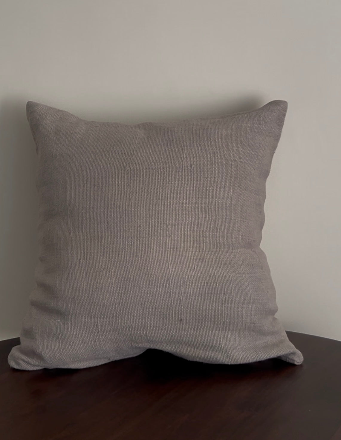 New 22 Linen cushion cover. Color: Gray
